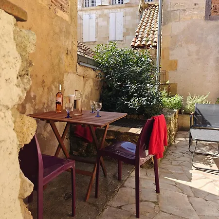 Holiday home 140m2 Du Xviie, Plein Centre & Exterieur, 6-9 Pers